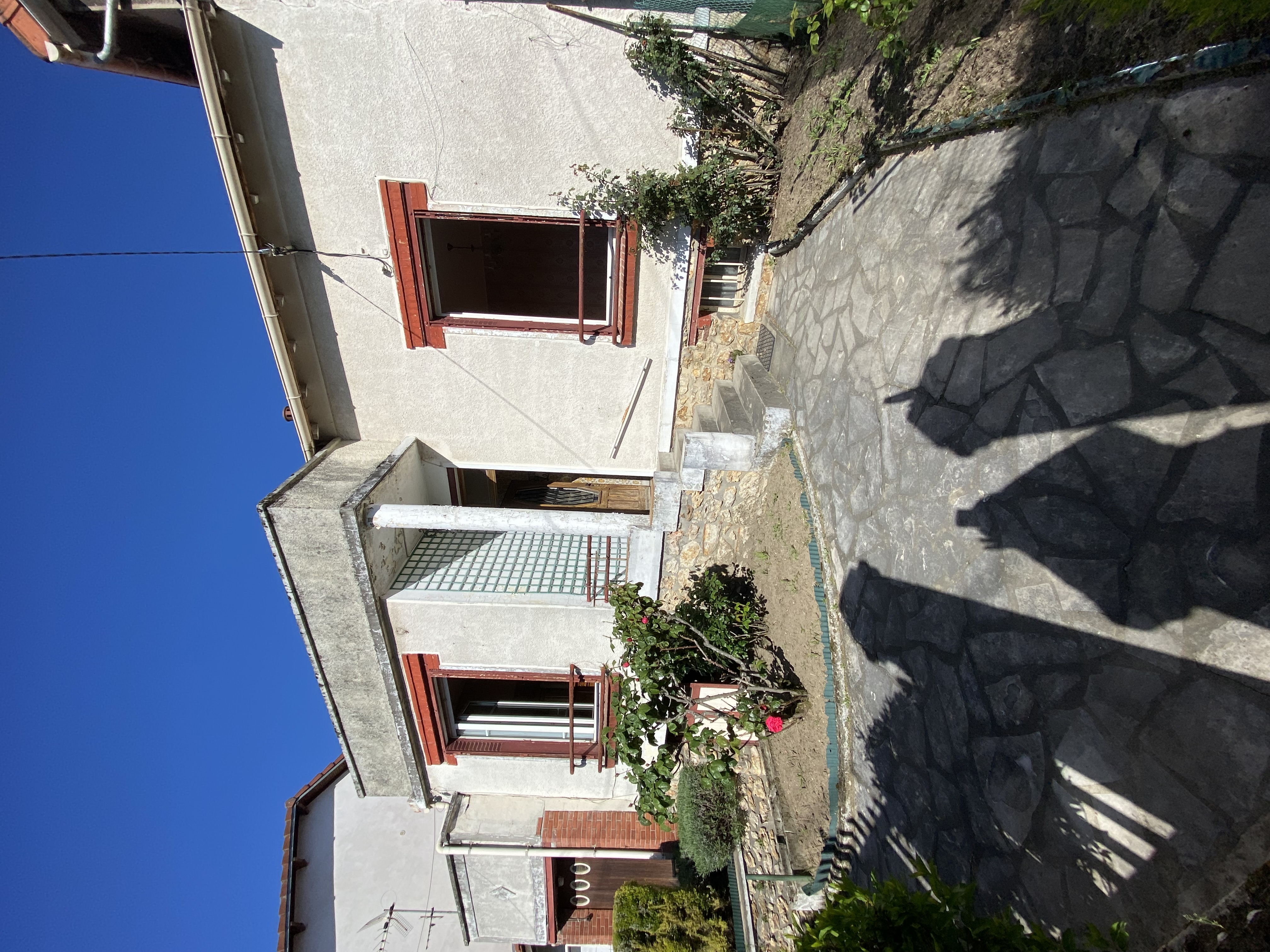 EXCLUSIVITE Maison au calme sur sous-sol 4 pièces A rénover sur 319m² limite SAINT PRIX — Saint Leu La Forêt Val-d'Oise
