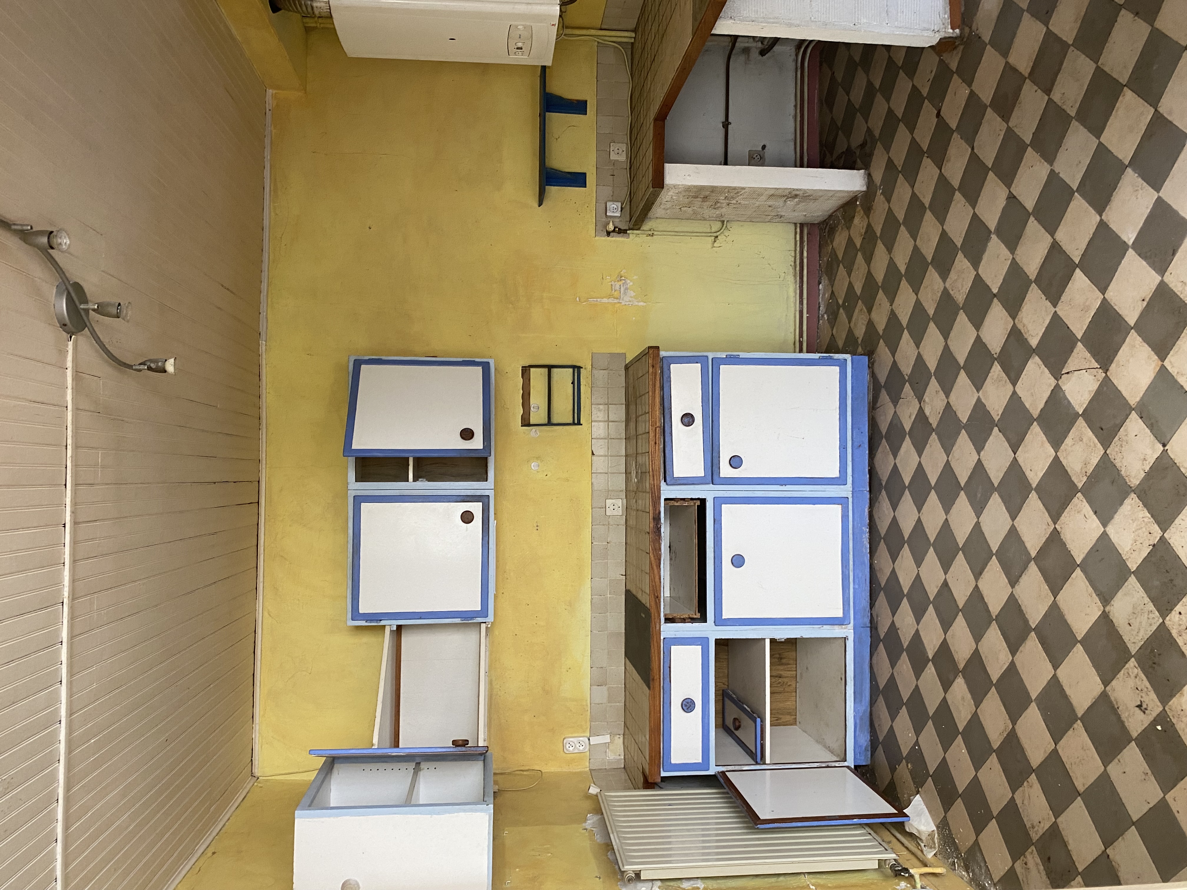 Maison a rénover au calme 6 pièces, 115m² et 247m² de Terrain — Méry-sur-Oise Val-d'Oise