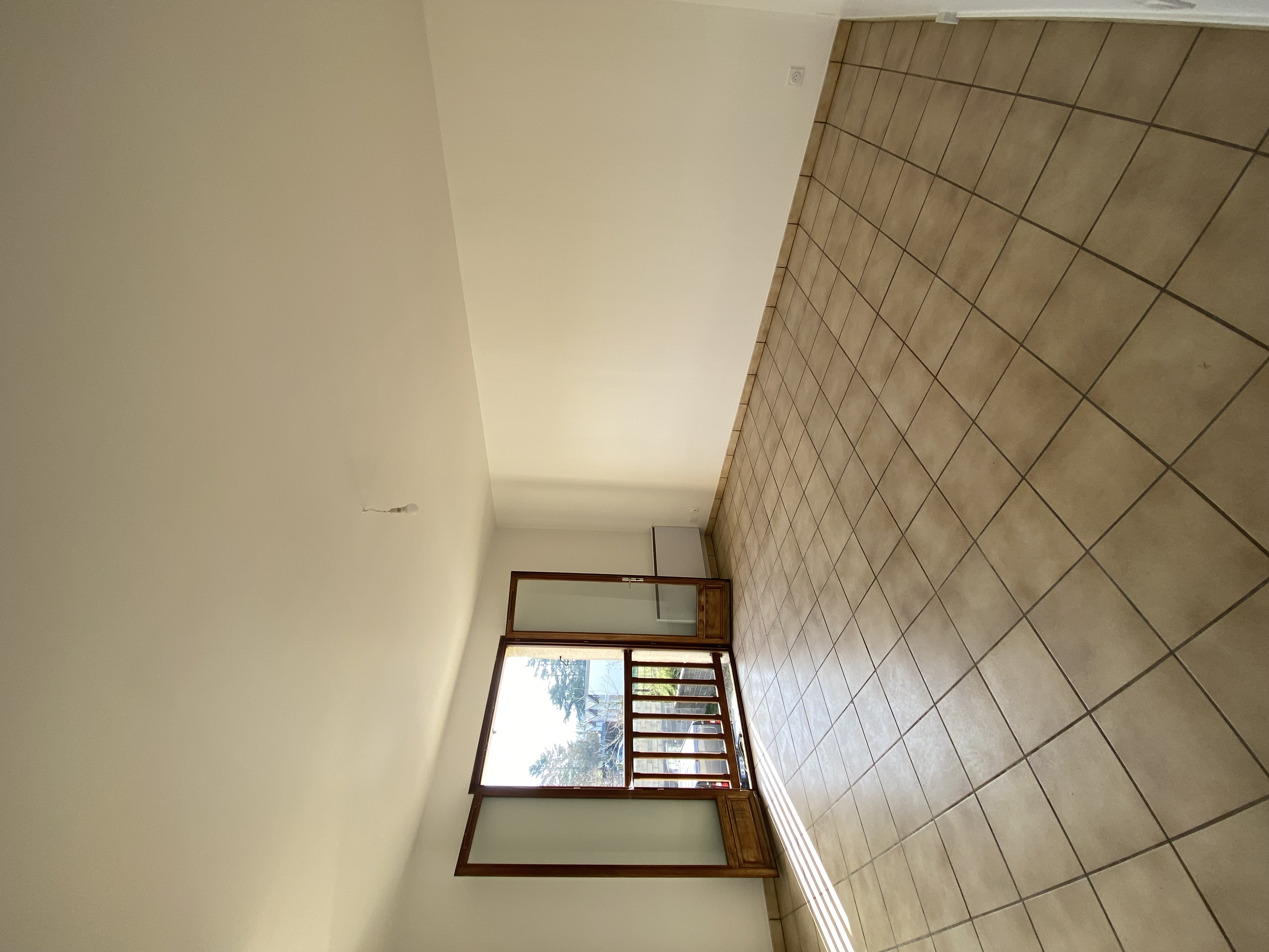 EXCLUSIVITE AUVERS-SUR-OISE Studio au calme 26m² proche commerces — Auvers-sur-Oise