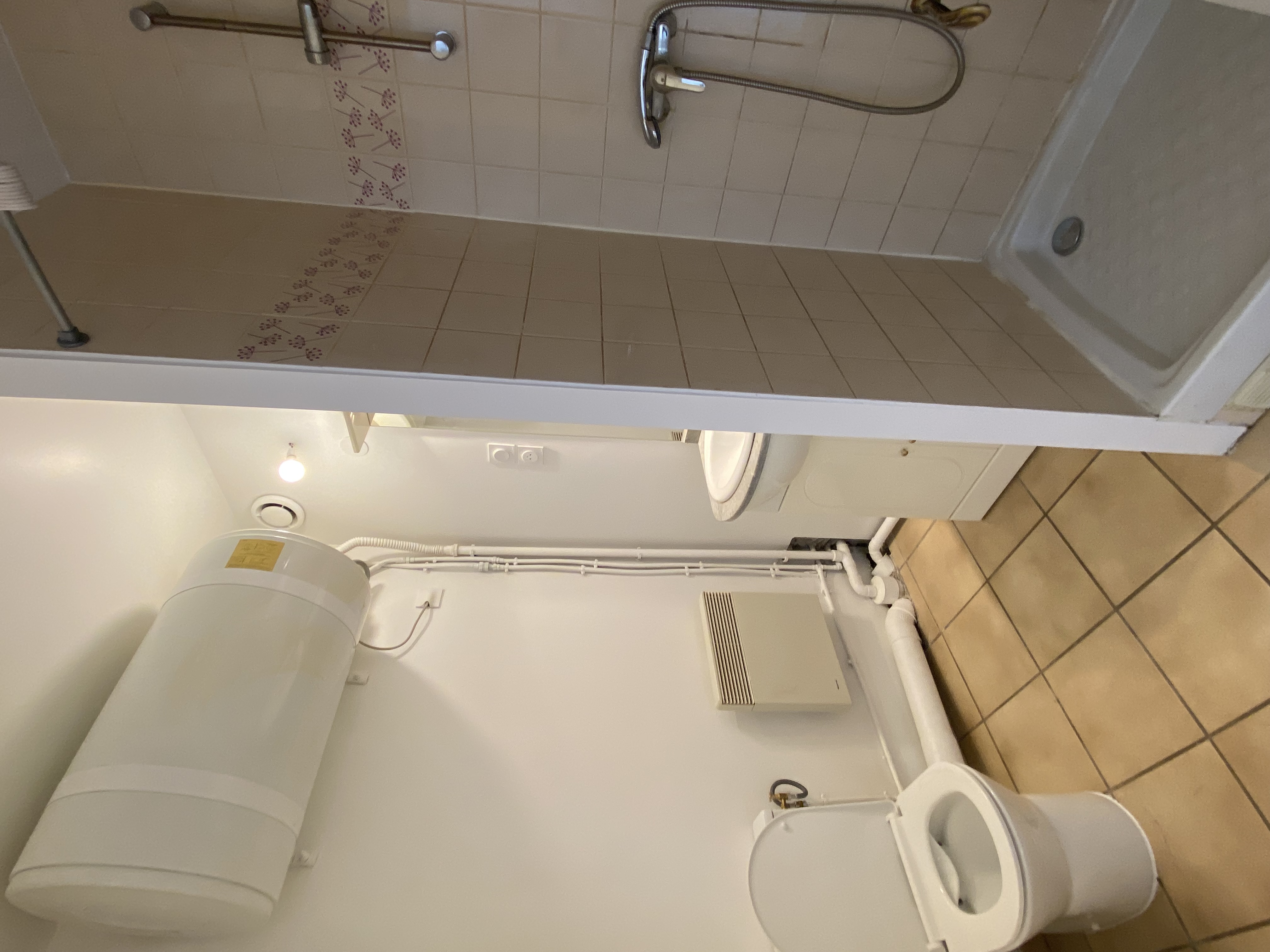 EXCLUSIVITE AUVERS-SUR-OISE Studio au calme 26m² proche commerces — Auvers-sur-Oise