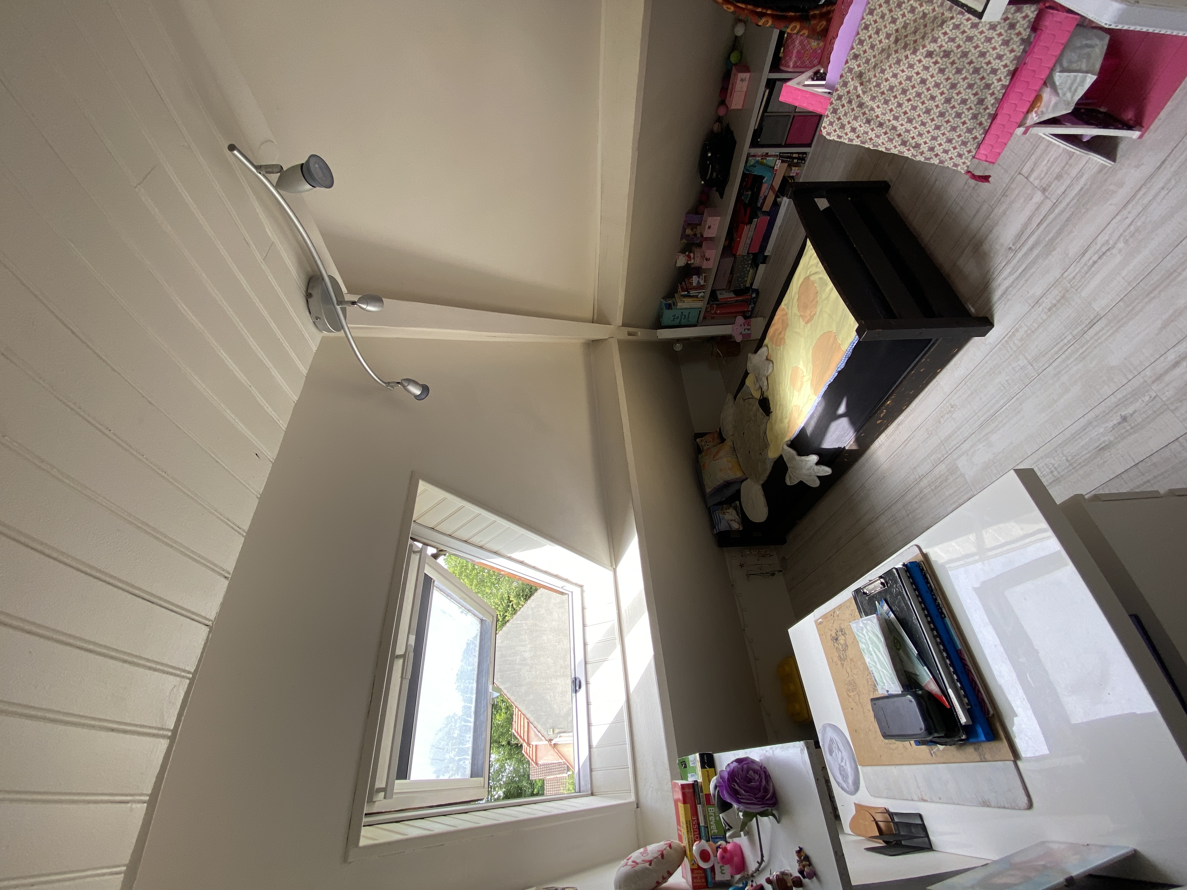 EXCLUSIVITE AUVERS-SUR-OISE MAISON INDIVIDUELLE 89M² SUR 599M² DE TERRAIN — Auvers-sur-Oise