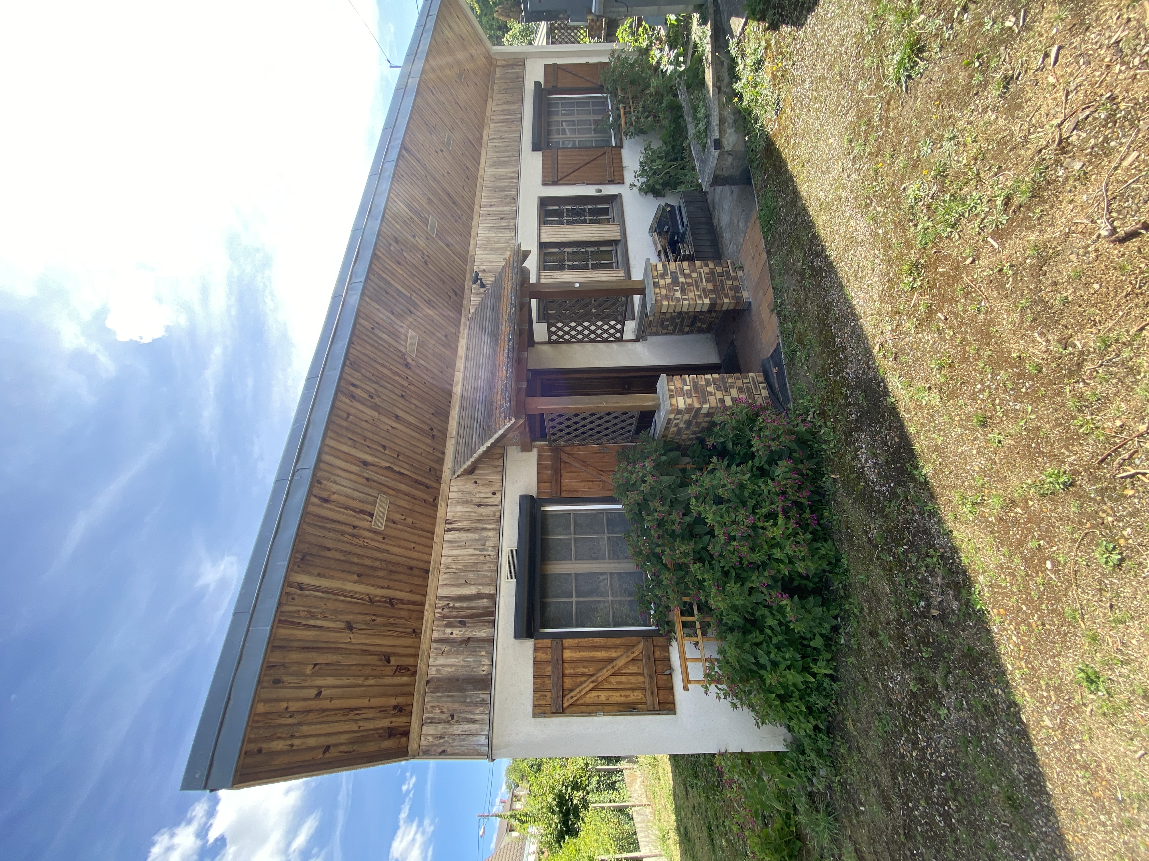 Méry-sur-Oise – Maison ossature bois sur 730 m² – Garage double indépendant, atelier et véranda — Méry-sur-Oise